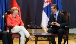 Blic: Savetnici Angele Merkel stižu u Beogradu na razgovor sa Vučićem