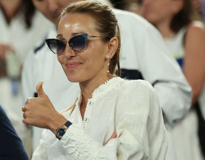 Blista i na +30 stepeni: Autfit Jelene Đoković oličenje sportske elegancije koji dobro pristaje svima