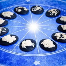 Blizanci će sresti NOVU LJUBAV, dok Lavove očekuje veliki poslovni uspeh: Dnevni horoskop za 17.avgust je tu