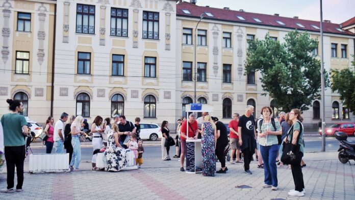 Blizu 5.000 potpisa prikupljeno u Nišu za raspisivanje vanrednih parlamentarnih izbora