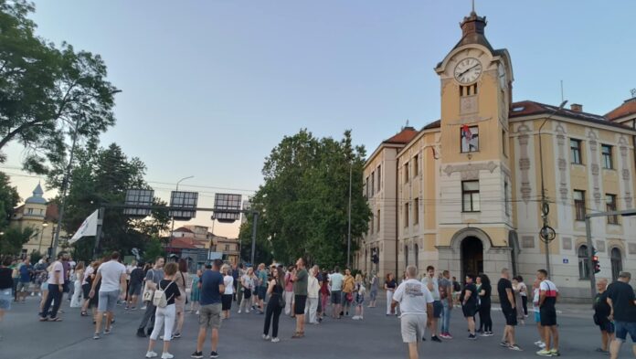 Blokada kod Suda u Nišu i večeras
