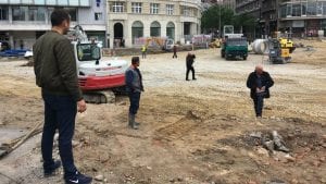 Blokada radova na Trgu Republike završena uz incident
