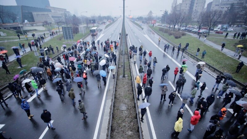 Blokade saobraćajnica u Beogradu i Novom Sadu