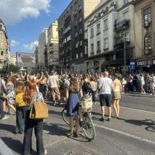 Blokaderi paralisali Beograd: Zeleni venac blokiran, tunel zatvoren - građani ogorčeni, prevoz ide okolnim ulicama (FOTO)