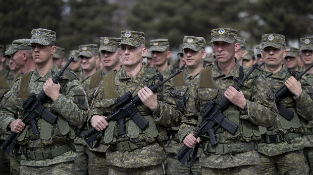 Blumberg: Formira se kosovska vojska, ustav to ne dozvoljava