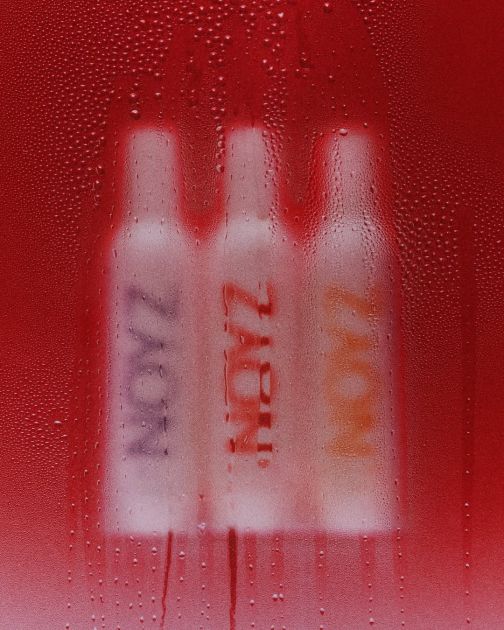 Body mistovi su beauty proizvod leta: Najpoularniji novi mirisni sprejevi za telo