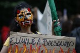 Bolsonaro, požari i Francuska: Vređanje Brižit, Makron idiot i kreten