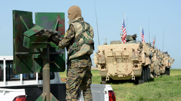 Bolton: Zaštita kurdskih boraca uslov za povlačenje trupa SAD