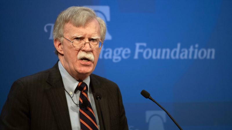 Bolton pozvao Srbiju i Kosovo da što pre postignu dogovor 
