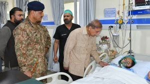 Bombaš samoubica napao školski autobus u Pakistanu