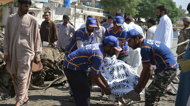 Eksplozije bombi u Pakistanu, desetine mrtvih