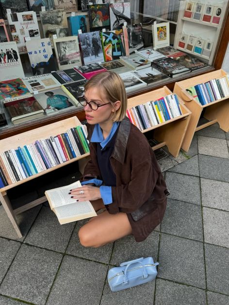 BookTok preporuka: Pročitali smo knjigu „Blue Sisters“ – i sada znamo zašto je viralna