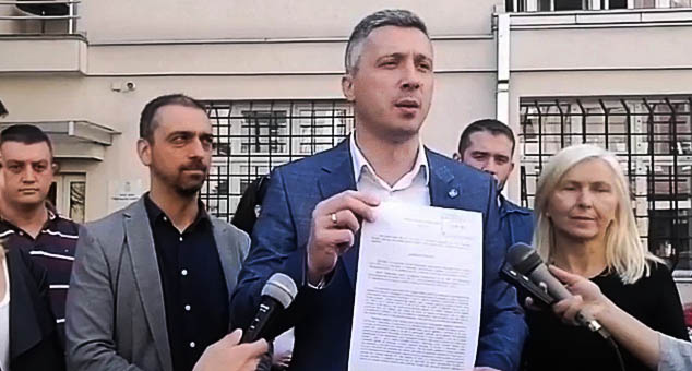 Boško Obradović podneo kriviču prijavu protiv Vučića zbog kršenja Ustava i izdaje KiM