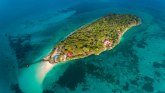 Božanstveno tropsko ostrvo čiji najstariji stanovnik ima samo 194 godine FOTO