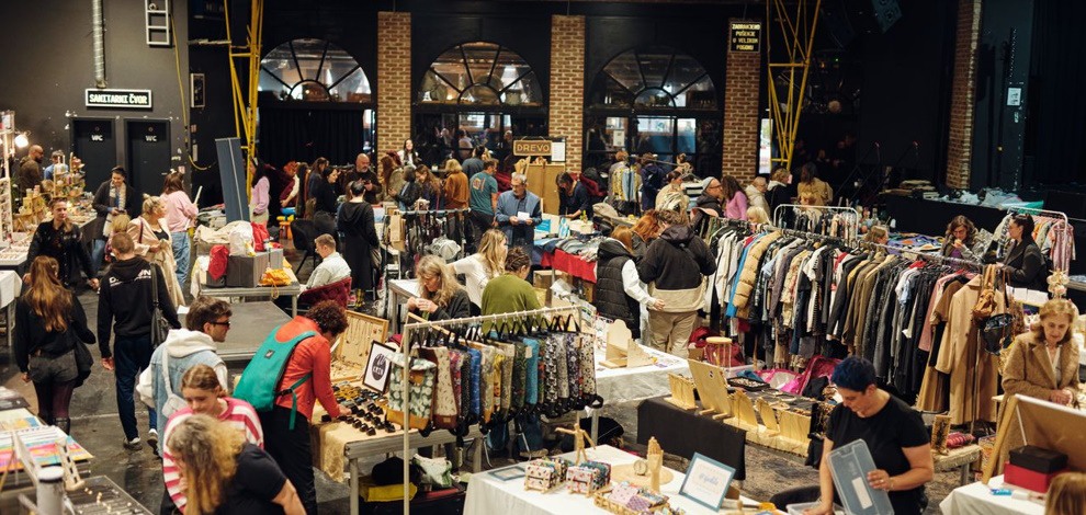 Božićno izdanje sajma urbanog Bazaar u Tvornici kulture