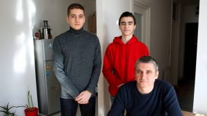 Braća Đurić žive u iznajmljenom stanu, a osvajaju nagrade za znanje