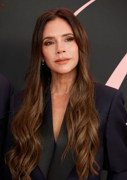 Brat Viktorije Bekam nikada se ne eksponira javno: Sličnost sa slavnom sestrom zaista je neverovatna FOTO