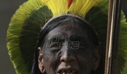 Brazilska policija bacala suzavac na Indijance, oni uzvratili kopljima