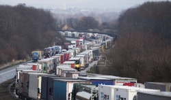Brisel želi da prekine zagušenja kamiona na granicama EU