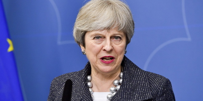 Britanija: Prete nove ostavke ministara, Mej ostaje pri svome