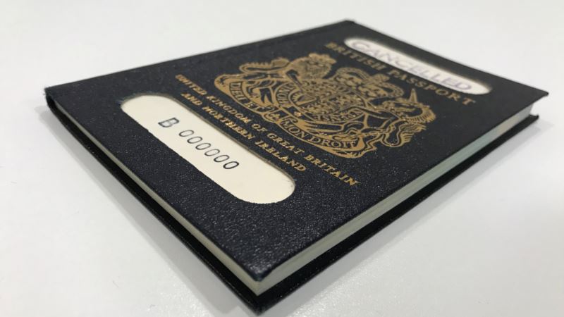 Britanija izdaje pasoše bez oznaka EU