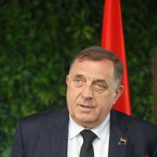 Britanija od BiH želi da napravi deponiju migranata Dodik o planovima Londona: Republika Srpska neće dozvoliti