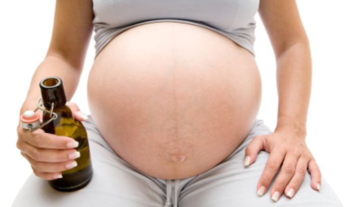 Britanke najviše piju u trudnoći, Poljakinje najmanje