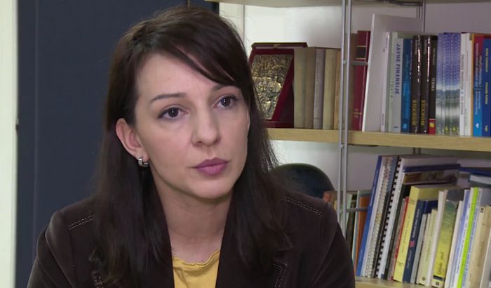 Britanski desničar tužio Mariniku Tepić, zbog duševne boli jakog intenziteta