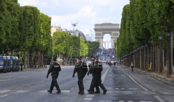 Brižit Bardo podržala francusku policiju u jeku protesta