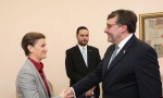 Brnabić: Srbija posvećena miru; Palmer: Za mir nužna saradnja 