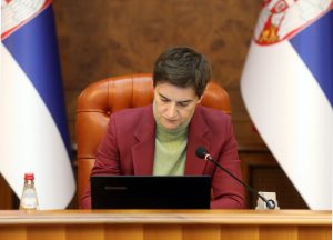 Brnabić: Većina opozicije nije u Skupštini, toliko im je stalo do KiM
