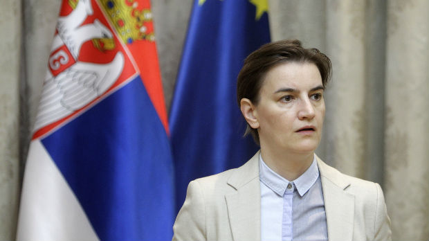 Brnabićeva pozvala EU da reaguje na zabranu ulaska Vulinu na KiM