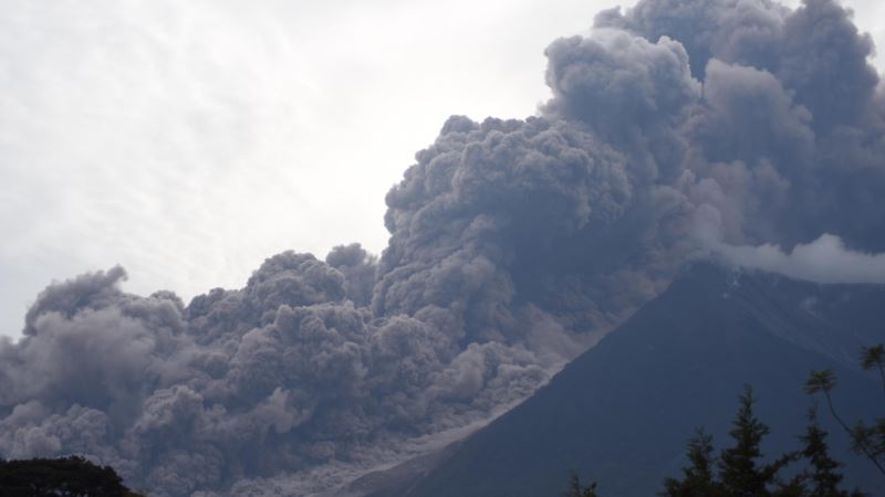 Raste broj žrtava erupcije vulkana u Gvatemali