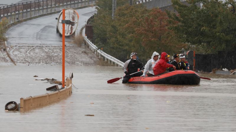 Broj poginulih u tajfunu u Japanu porastao na 74