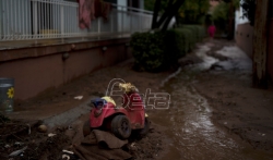 Broj žrtava smrtonosne poplave u Grčkoj raste, traga se za još šest osoba (VIDEO)