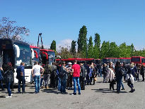 Brojni autobusi iz svih gradova krenuli na miting Budućnost Srbije