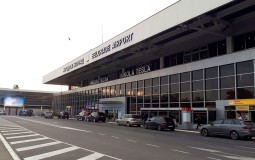 
					Brokeri: Beogradski aerodrom u drugom kvartalu zabeležio pad broja putnika od 95 odsto 
					
									