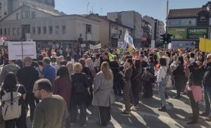 Budimo glasni i odlučni: Velika protestna šetnja studenata protiv onjaln nastave sutra u Kragujevcu