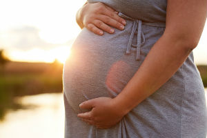 Budućnost stigla u Srbiju: Od sada trudnice mogu genetički da testiranju svoju bebu u prenatalnom periodu na 50 metaboličkih poremećaja 