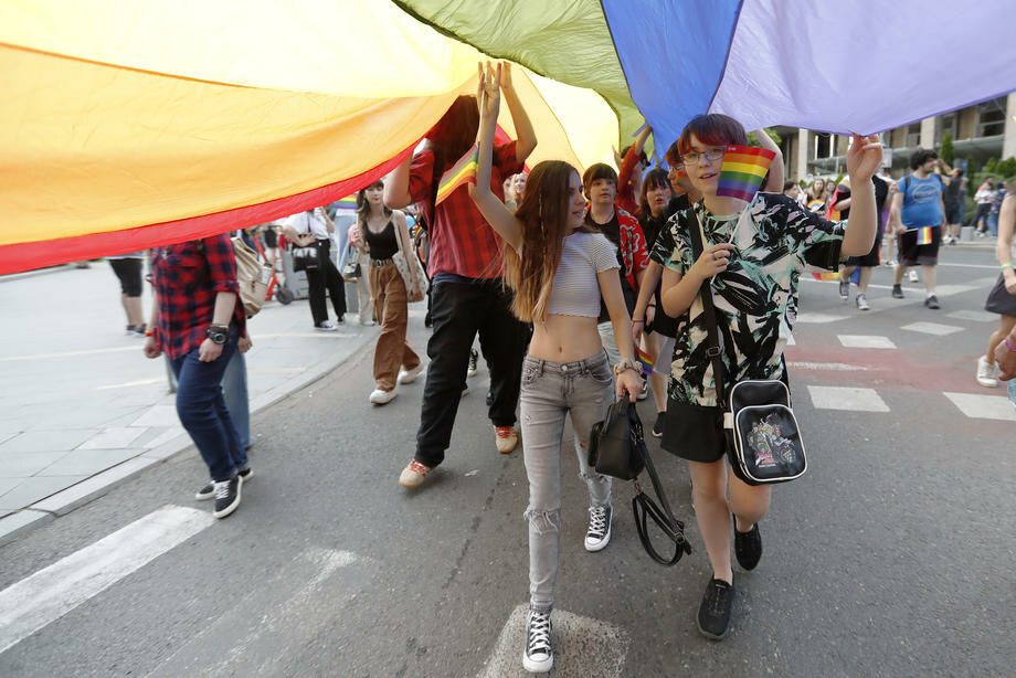 Bukurešt: LGBTQ parada uz zabranu gej propagande u školama