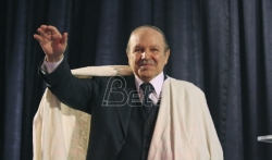 Buteflika podneo ostavku na mesto predsednika Alžira