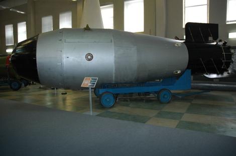 CAR BOMBA Najjače rusko oružje je 3.300 PUTA JAČE od bombe bačene na Hirošimu