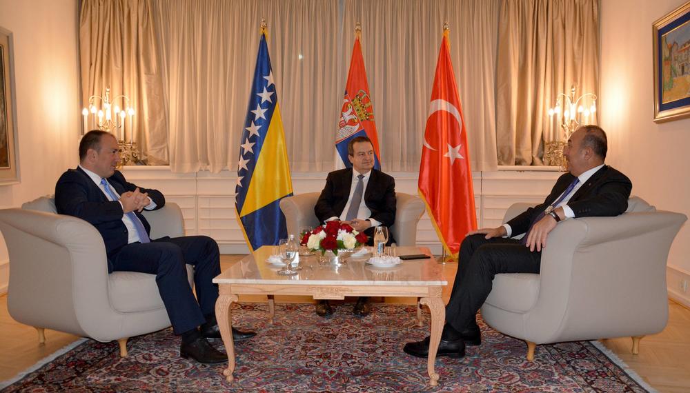 ČAVUŠOGLU NE MOŽE DA DOĐE: Odložen trilateralni susret šefova diplomatije BiH, Srbije i Turske