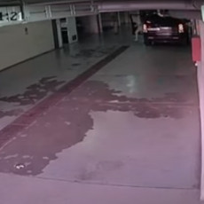 ČEDA JOVANOVIĆ IZLEĆE IZ AUTA I UDARA GA SVOM SNAGOM! Isplivao snimak tuče u garaži (VIDEO)