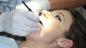 ČETVRTAK U Srbiji čak 700.000 građana nema nijedan zub: Da li postoji plomba koja bi pokrila problem u srpskoj stomatologiji?