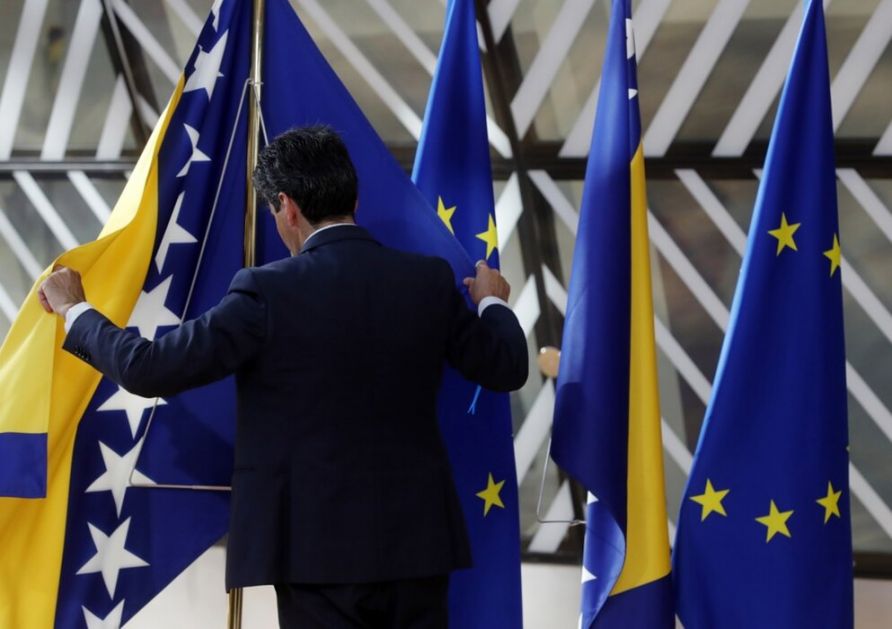 CiK BiH oduzeo mandat Dodiku, on poručio: Predaja nije opcija