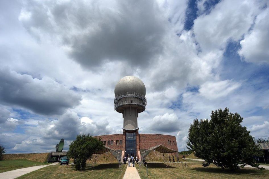 CRNA GORA OD NATO DOBIJA OPREMU ZA NADZOR VAZDUŠNOG PROSTORA: 3D radar velikog dometa tipa HADR će biti instaliran na Bjelasici!