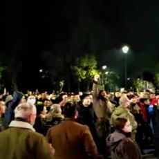 CRNA GORA PONOVO NA NOGAMA: U Podgorici i Nikšiću protesti - na ulicama veliki broj pripadnika policije (VIDEO)