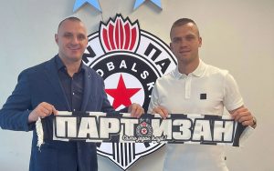 CRNO-BELI ANGAŽOVALI NAJVEĆE POJAČANJE OVOG LETA: Reprezentativac Srbije potpisao za Partizan! (FOTO)