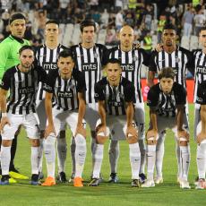 CRNO-BELI NEMAJU REŠENJE: Najbolji igrač će napustiti Partizan, a u Humskoj ne mogu ništa da učine zbog toga (FOTO)